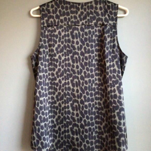 NWOT Ladies sleeveless olive green/black top Sz m - Picture 7 of 7